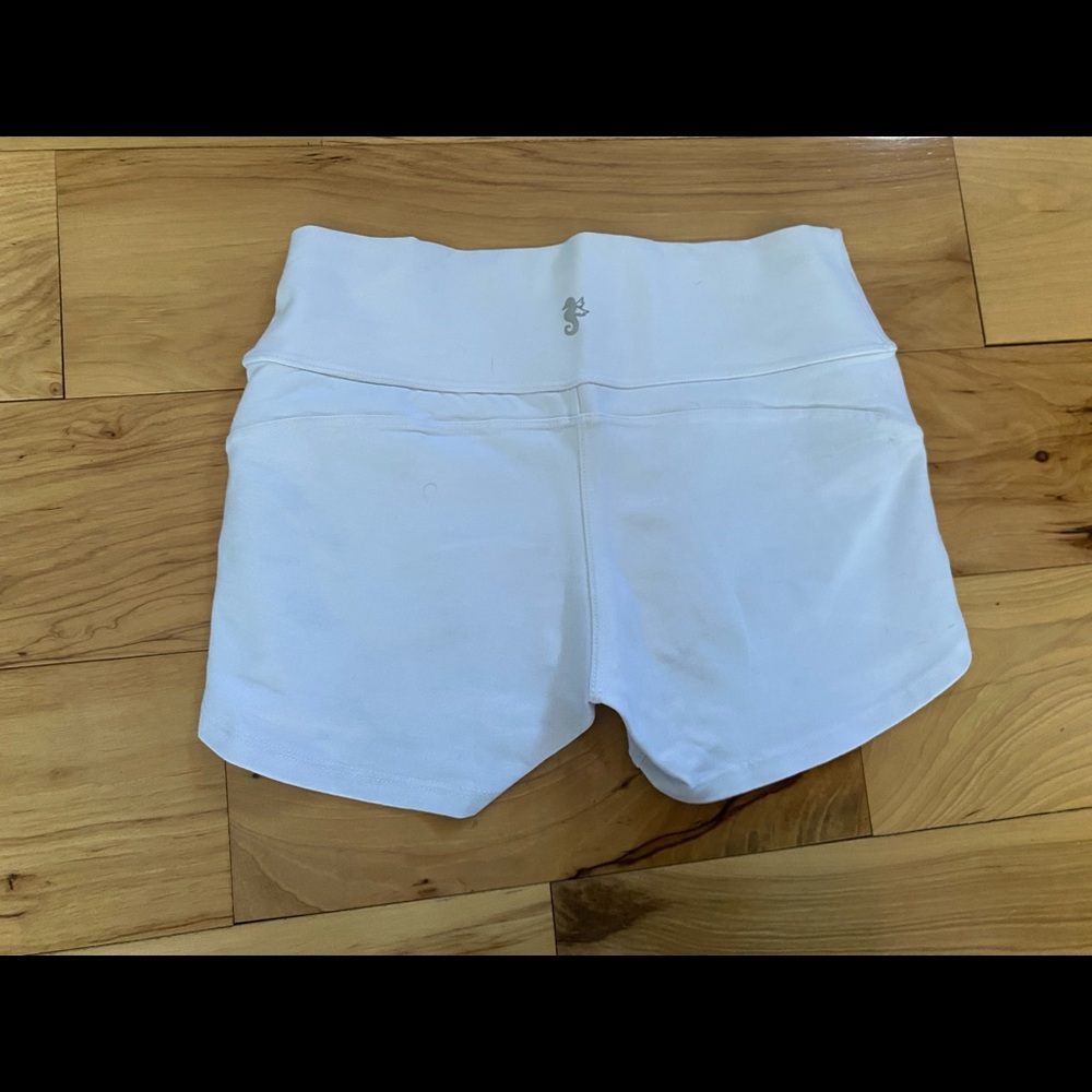 Angel Del Mar white shorts, S